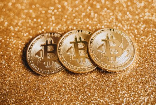 ​​Solana、XRP等altcoin暴涨暴跌，主流资金为何始终不敢长线布局?